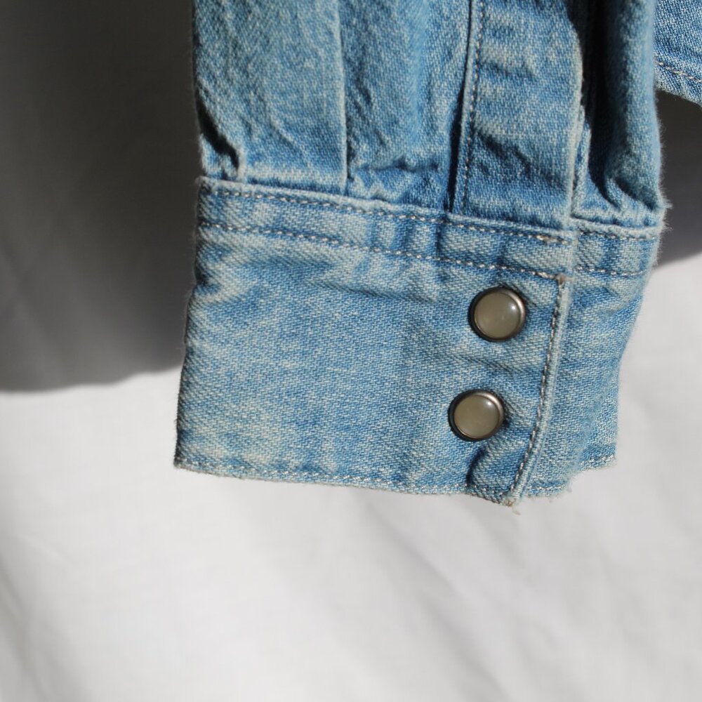 Levi Strauss Jean Shirt with Embroidery Size S - Picture 6 of 8